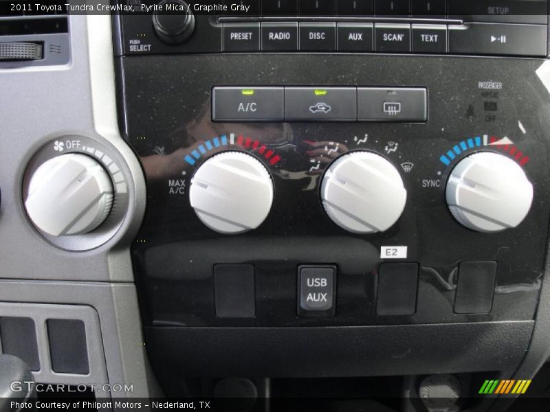 Controls of 2011 Tundra CrewMax
