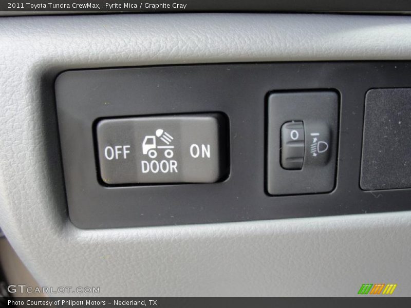 Pyrite Mica / Graphite Gray 2011 Toyota Tundra CrewMax