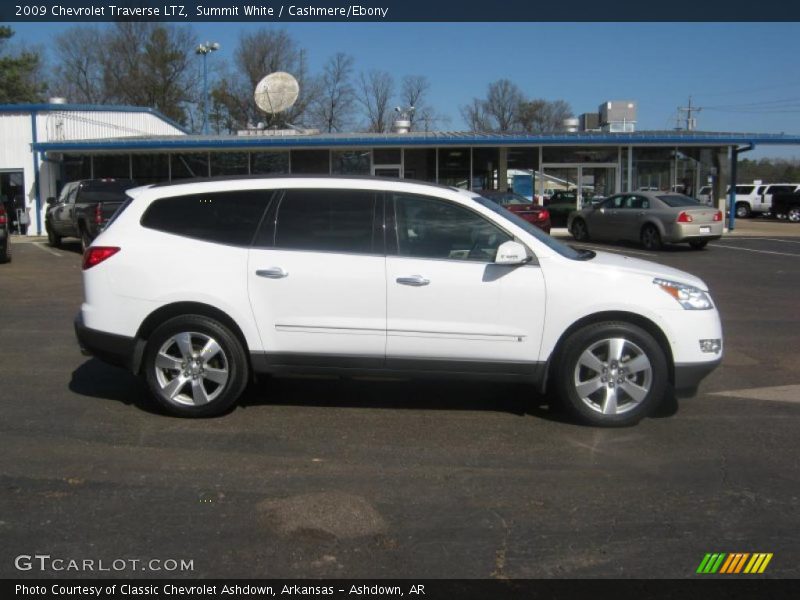 Summit White / Cashmere/Ebony 2009 Chevrolet Traverse LTZ