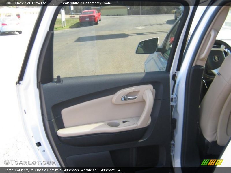 Summit White / Cashmere/Ebony 2009 Chevrolet Traverse LTZ