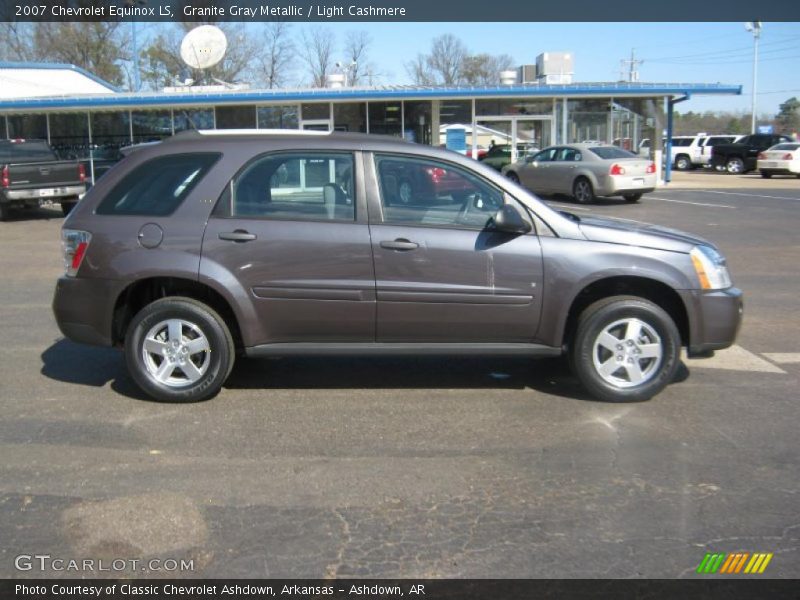 Granite Gray Metallic / Light Cashmere 2007 Chevrolet Equinox LS