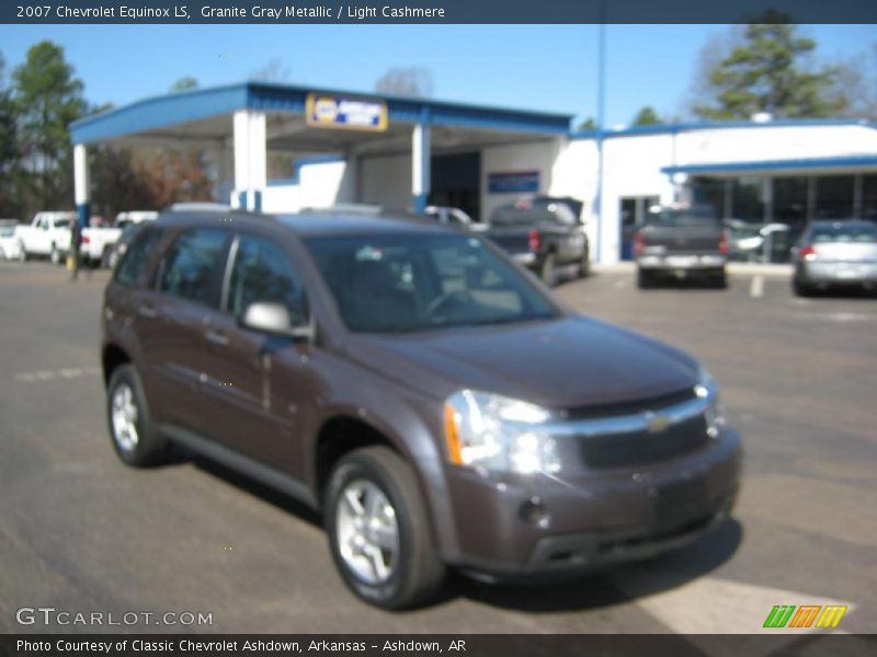 Granite Gray Metallic / Light Cashmere 2007 Chevrolet Equinox LS