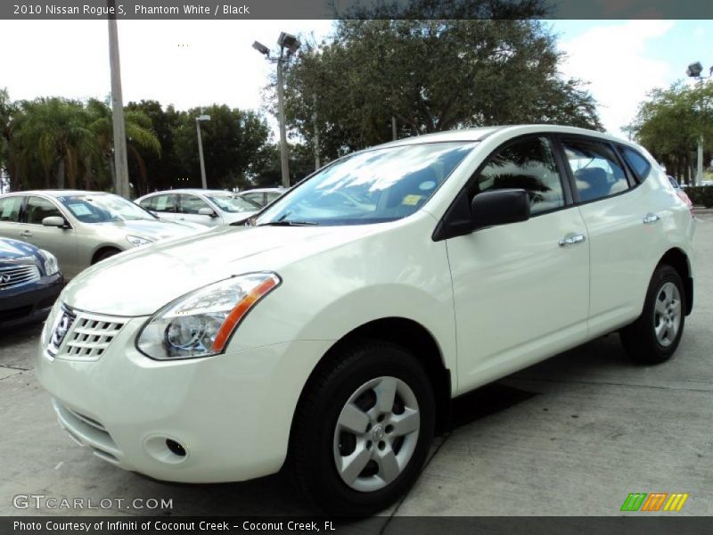 Phantom White / Black 2010 Nissan Rogue S