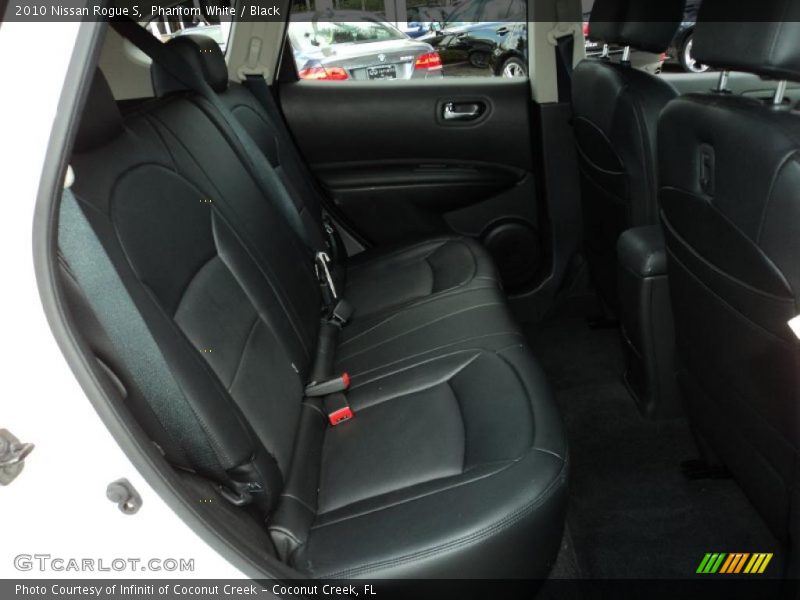 Phantom White / Black 2010 Nissan Rogue S