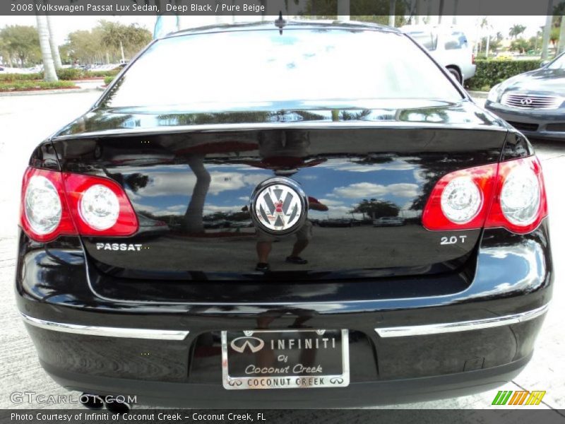 Deep Black / Pure Beige 2008 Volkswagen Passat Lux Sedan