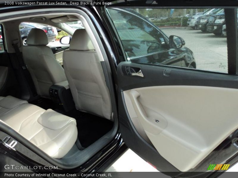 Deep Black / Pure Beige 2008 Volkswagen Passat Lux Sedan