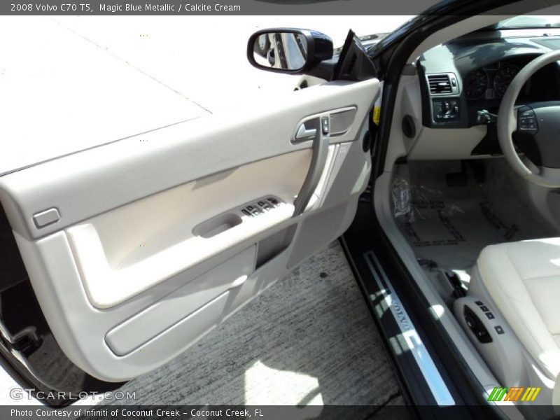 Magic Blue Metallic / Calcite Cream 2008 Volvo C70 T5