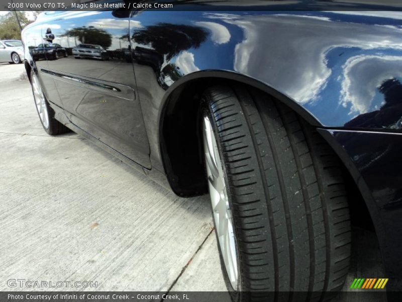 Magic Blue Metallic / Calcite Cream 2008 Volvo C70 T5