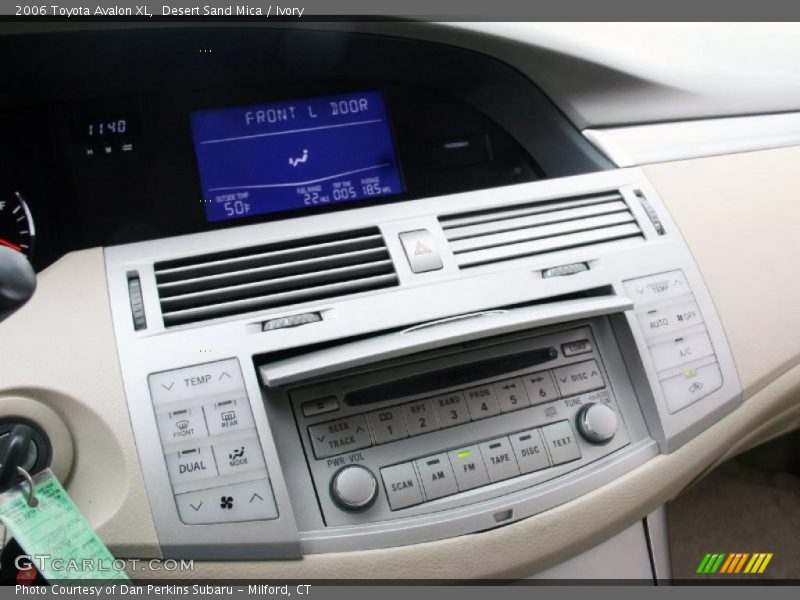 Desert Sand Mica / Ivory 2006 Toyota Avalon XL