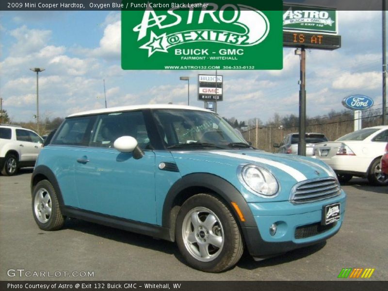 Oxygen Blue / Punch Carbon Black Leather 2009 Mini Cooper Hardtop