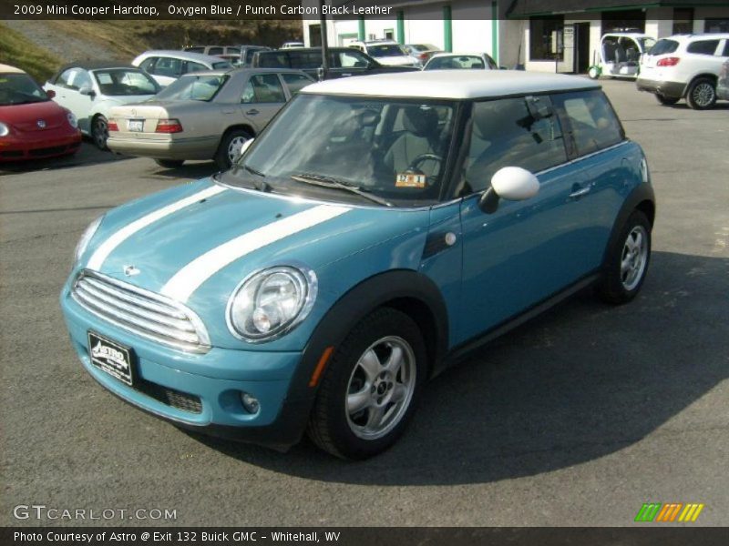 Oxygen Blue / Punch Carbon Black Leather 2009 Mini Cooper Hardtop
