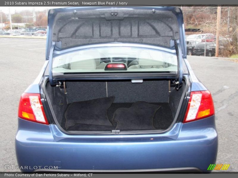 Newport Blue Pearl / Ivory 2010 Subaru Impreza 2.5i Premium Sedan