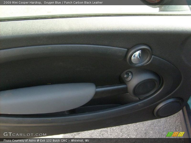 Oxygen Blue / Punch Carbon Black Leather 2009 Mini Cooper Hardtop