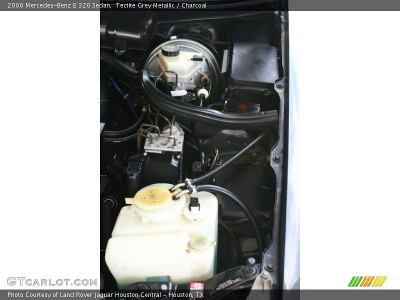  2000 E 320 Sedan Engine - 3.2 Liter SOHC 18-Valve V6
