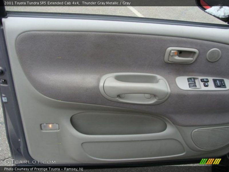 Thunder Gray Metallic / Gray 2001 Toyota Tundra SR5 Extended Cab 4x4