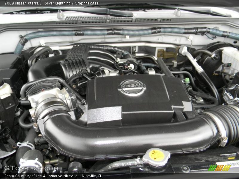 Silver Lightning / Graphite/Steel 2009 Nissan Xterra S