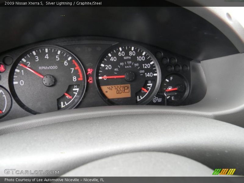 Silver Lightning / Graphite/Steel 2009 Nissan Xterra S