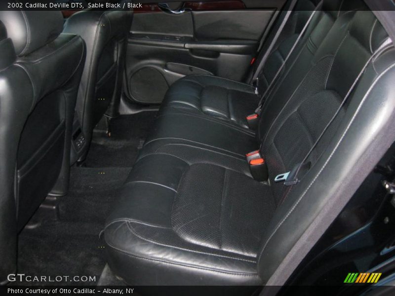 Sable Black / Black 2002 Cadillac DeVille DTS