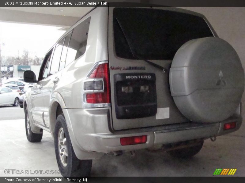 Sudan Beige / Tan 2001 Mitsubishi Montero Limited 4x4
