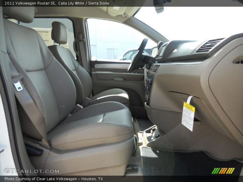 Calla Lily White / Sierra Stone 2011 Volkswagen Routan SE