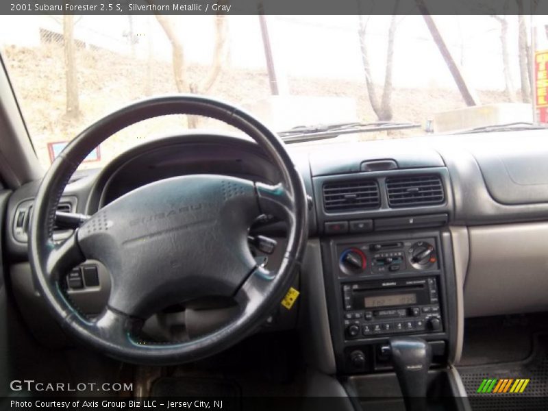 Silverthorn Metallic / Gray 2001 Subaru Forester 2.5 S