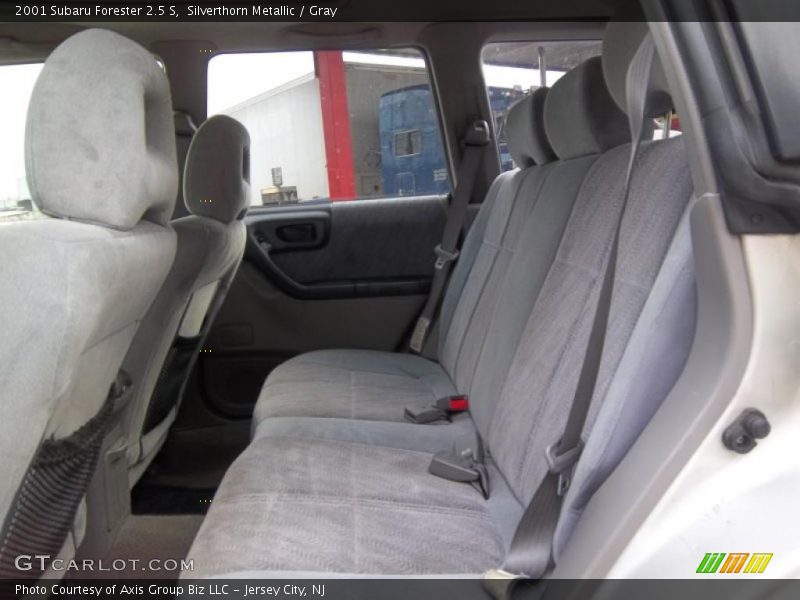 Silverthorn Metallic / Gray 2001 Subaru Forester 2.5 S