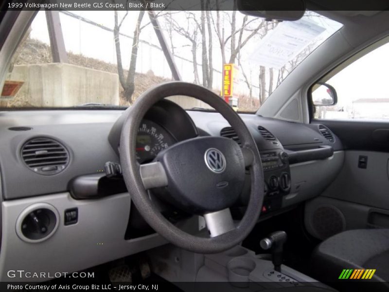 Black / Black 1999 Volkswagen New Beetle GLS Coupe