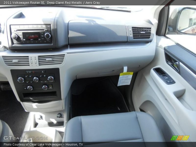 Deep Claret Red Metallic / Aero Gray 2011 Volkswagen Routan SE