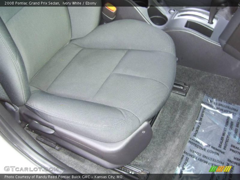 Ivory White / Ebony 2008 Pontiac Grand Prix Sedan