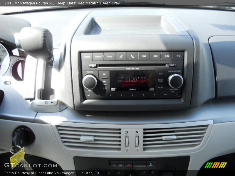Deep Claret Red Metallic / Aero Gray 2011 Volkswagen Routan SE