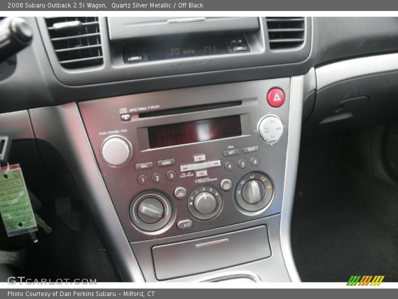 Quartz Silver Metallic / Off Black 2008 Subaru Outback 2.5i Wagon