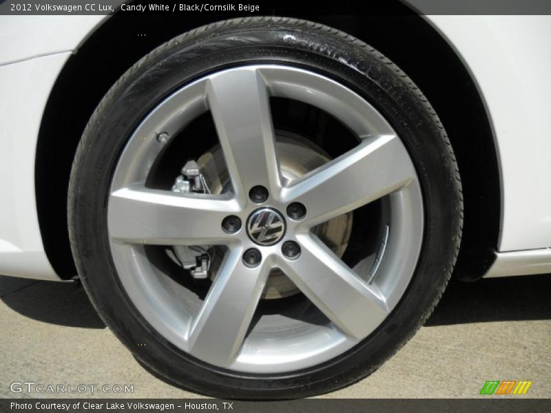 Candy White / Black/Cornsilk Beige 2012 Volkswagen CC Lux