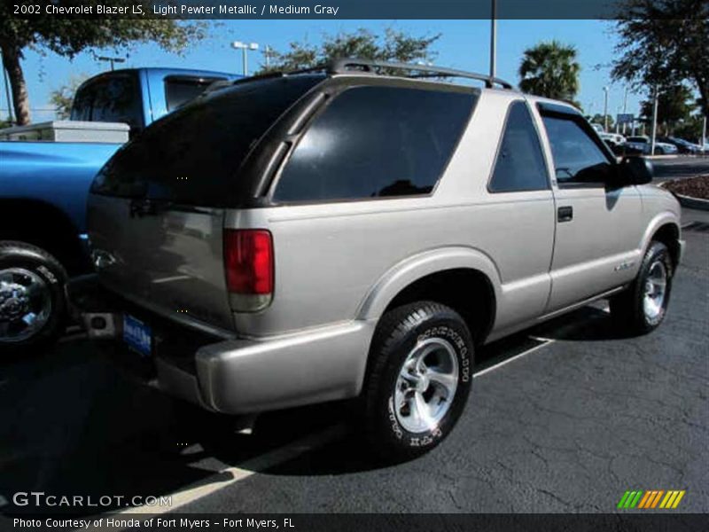 Light Pewter Metallic / Medium Gray 2002 Chevrolet Blazer LS
