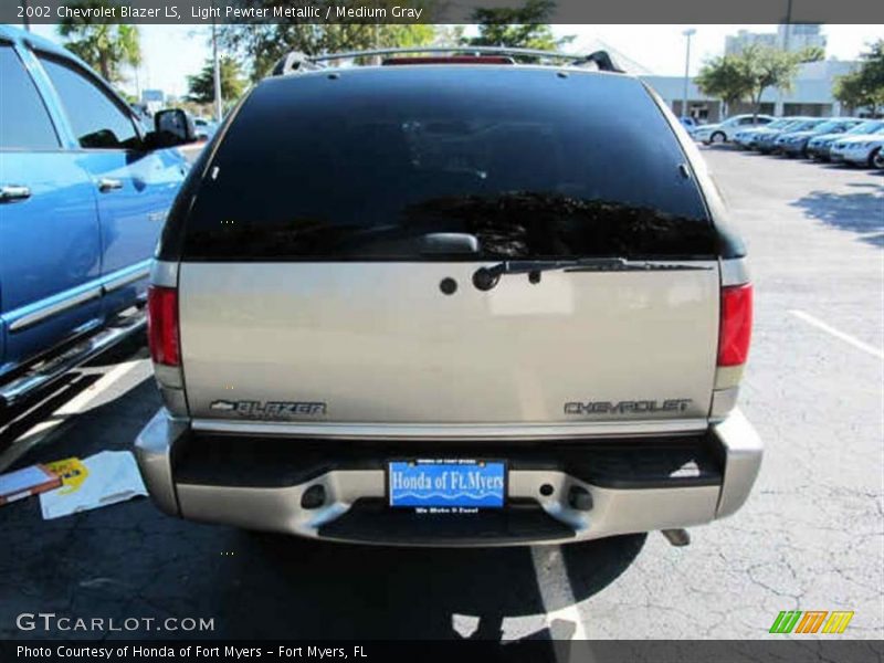 Light Pewter Metallic / Medium Gray 2002 Chevrolet Blazer LS