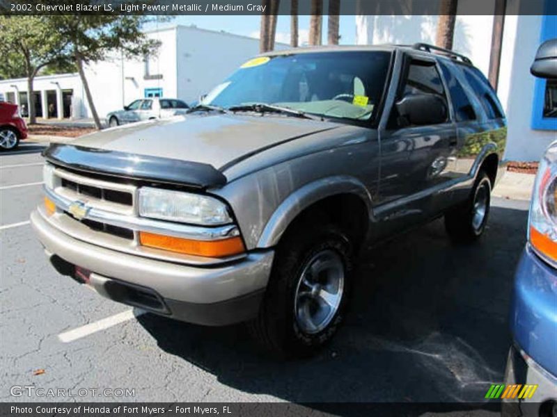 Light Pewter Metallic / Medium Gray 2002 Chevrolet Blazer LS