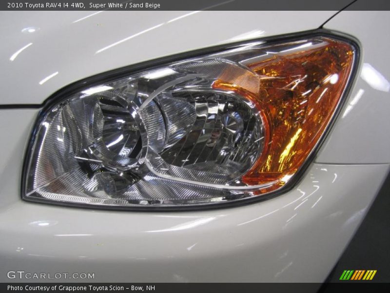 Super White / Sand Beige 2010 Toyota RAV4 I4 4WD