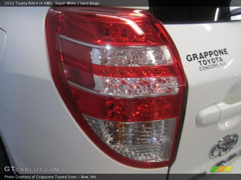 Super White / Sand Beige 2010 Toyota RAV4 I4 4WD