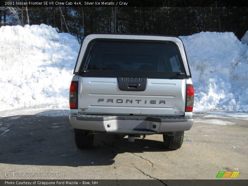 Silver Ice Metallic / Gray 2001 Nissan Frontier SE V6 Crew Cab 4x4