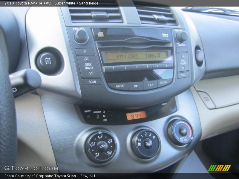 Super White / Sand Beige 2010 Toyota RAV4 I4 4WD