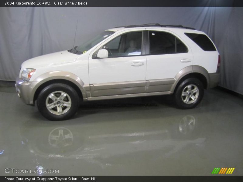 Clear White / Beige 2004 Kia Sorento EX 4WD