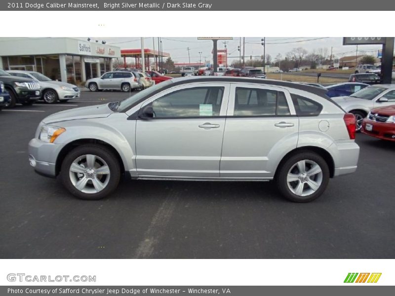 Bright Silver Metallic / Dark Slate Gray 2011 Dodge Caliber Mainstreet