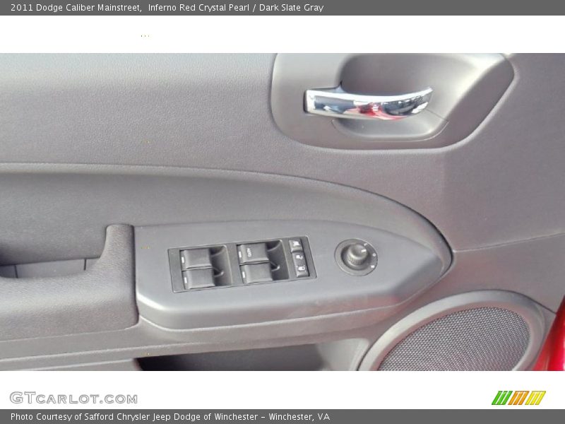 Inferno Red Crystal Pearl / Dark Slate Gray 2011 Dodge Caliber Mainstreet