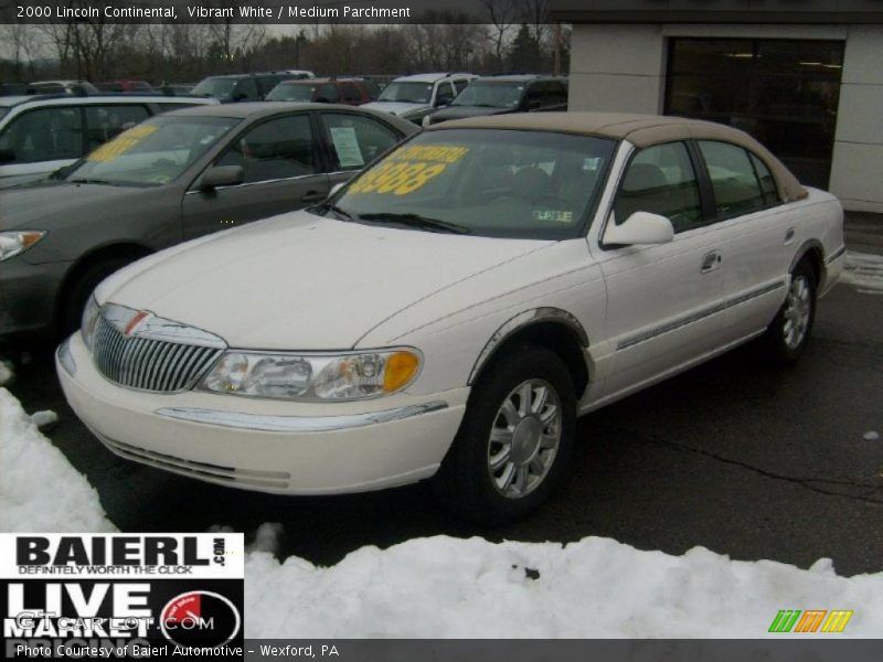 Vibrant White / Medium Parchment 2000 Lincoln Continental