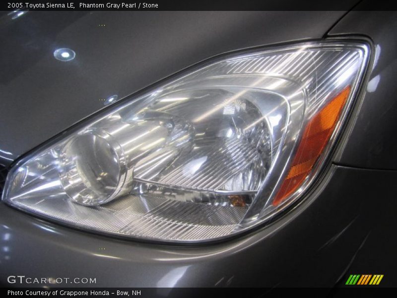 Phantom Gray Pearl / Stone 2005 Toyota Sienna LE