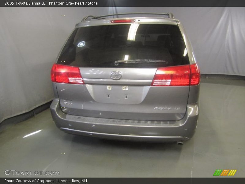 Phantom Gray Pearl / Stone 2005 Toyota Sienna LE