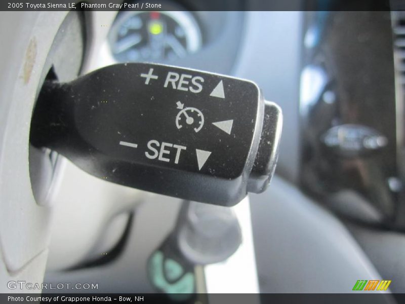 Phantom Gray Pearl / Stone 2005 Toyota Sienna LE