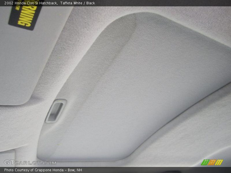 Sunroof of 2002 Civic Si Hatchback