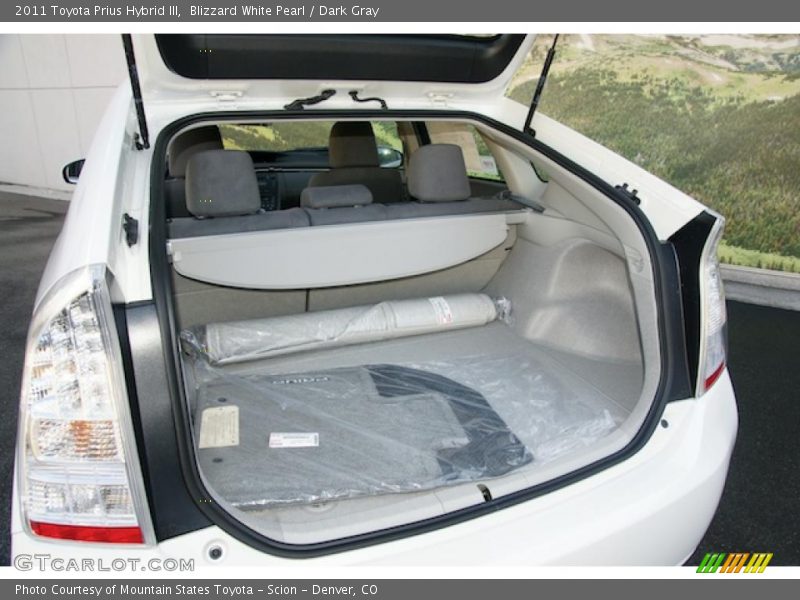 Blizzard White Pearl / Dark Gray 2011 Toyota Prius Hybrid III