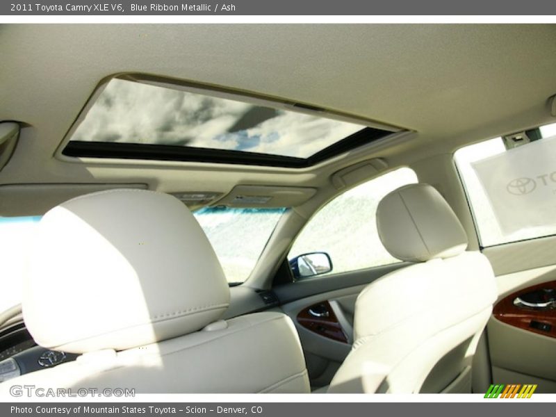Blue Ribbon Metallic / Ash 2011 Toyota Camry XLE V6