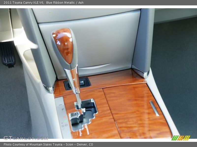 Blue Ribbon Metallic / Ash 2011 Toyota Camry XLE V6